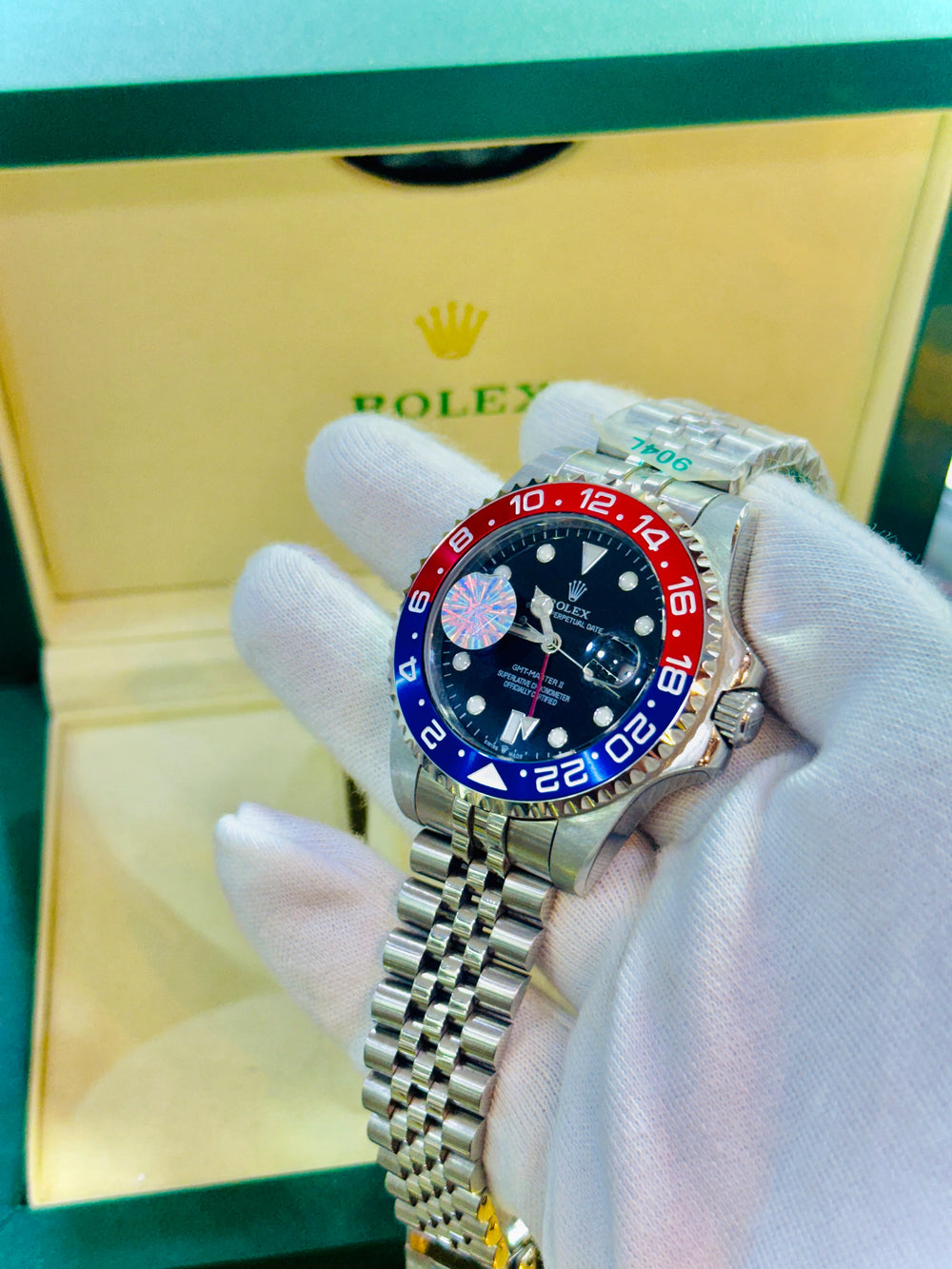 Luxury watch look 1